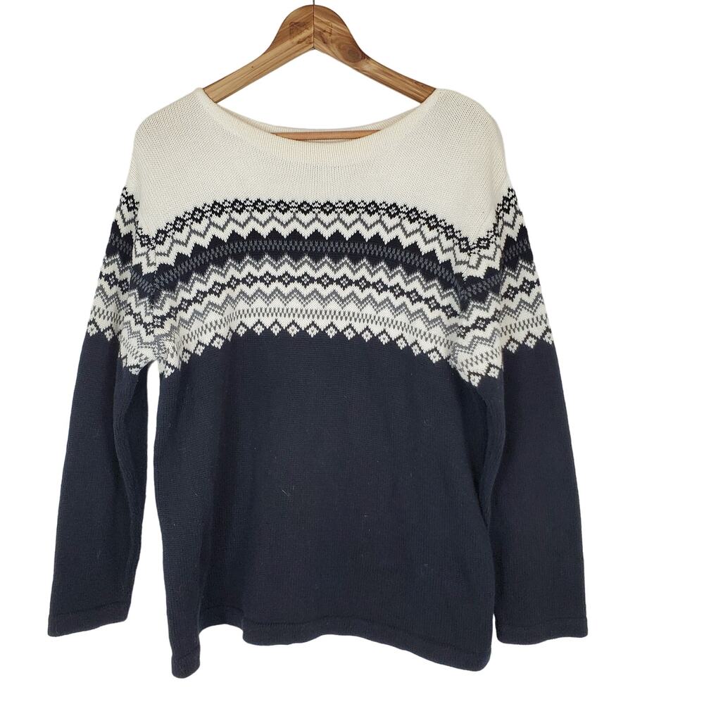 Eddie Bauer Geometric Design Scoop Neck Sweater